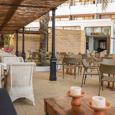 Hotel Tres Torres Santa Eulària des Riu Kültér fotó
