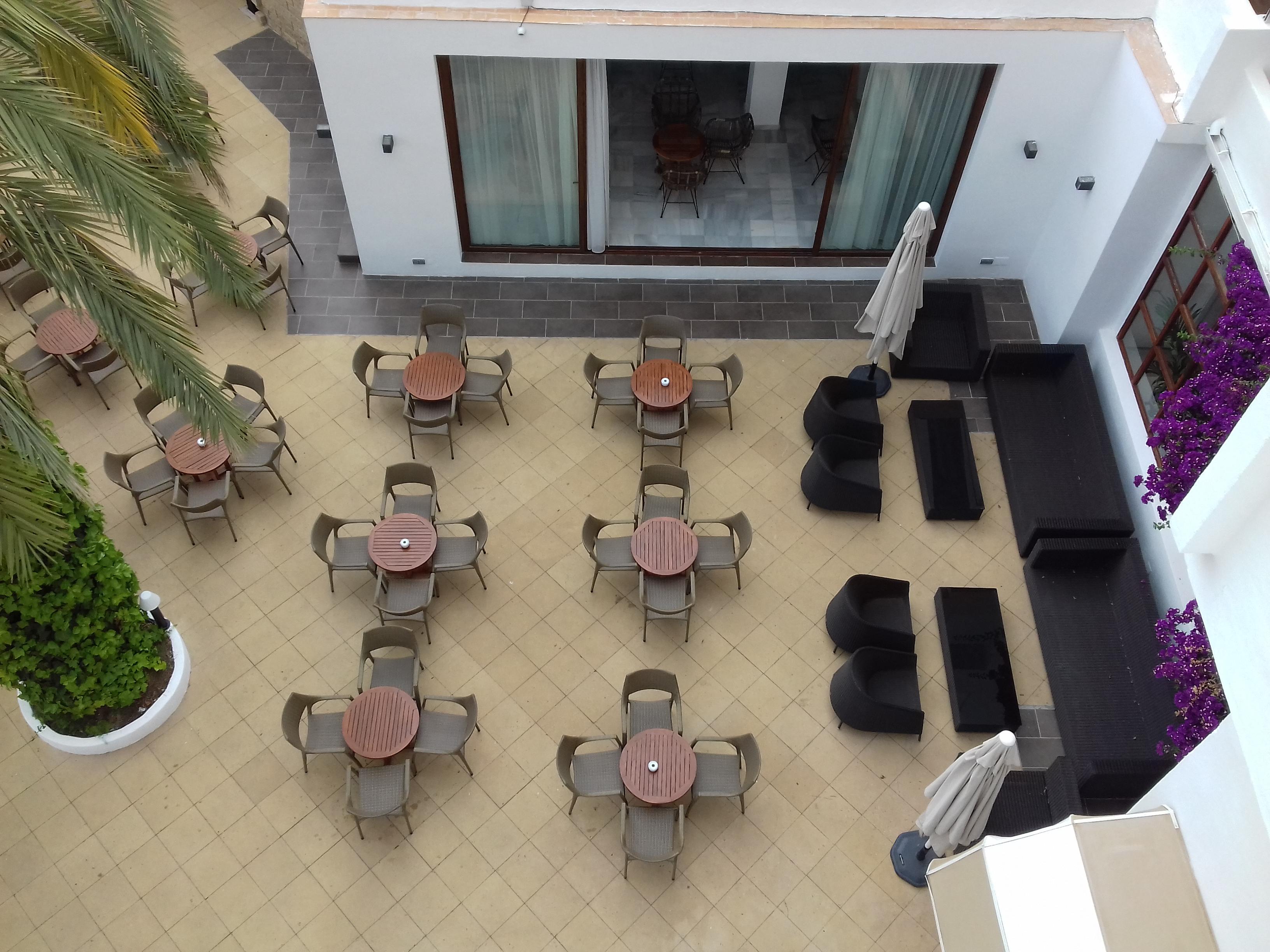 Hotel Tres Torres Santa Eulària des Riu Kültér fotó