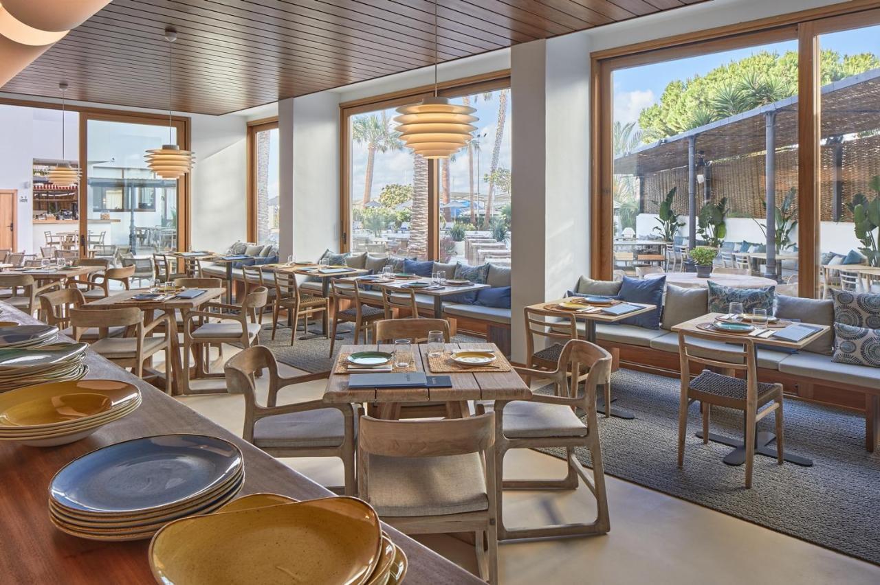 Hotel Tres Torres Santa Eulària des Riu Kültér fotó